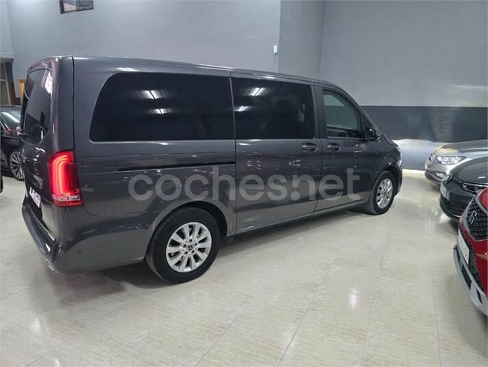 MERCEDES-BENZ Clase V 220 d Avantgarde Largo